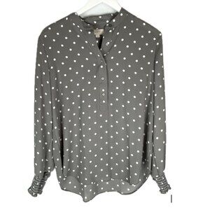 NEW, never worn Loft Outlet long-sleeved blouse, gray w/white polka dots, size M